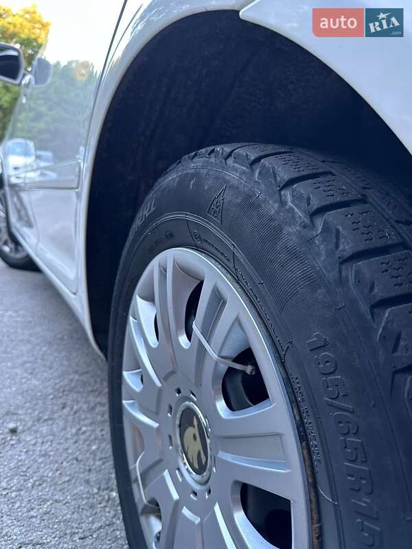 Ліфтбек Skoda Octavia 2011 в Полтаві