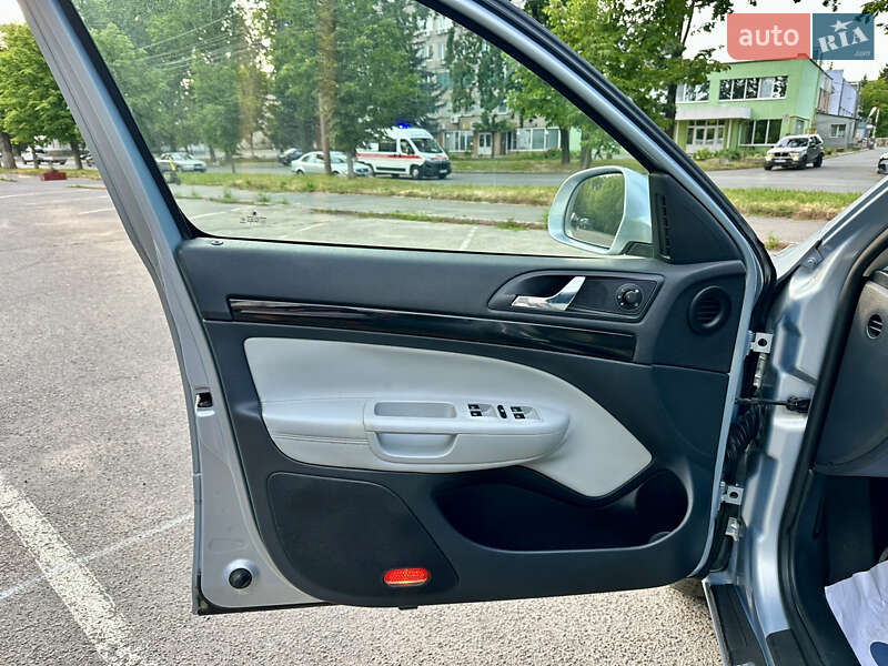 Универсал Skoda Octavia 2009 в Виннице