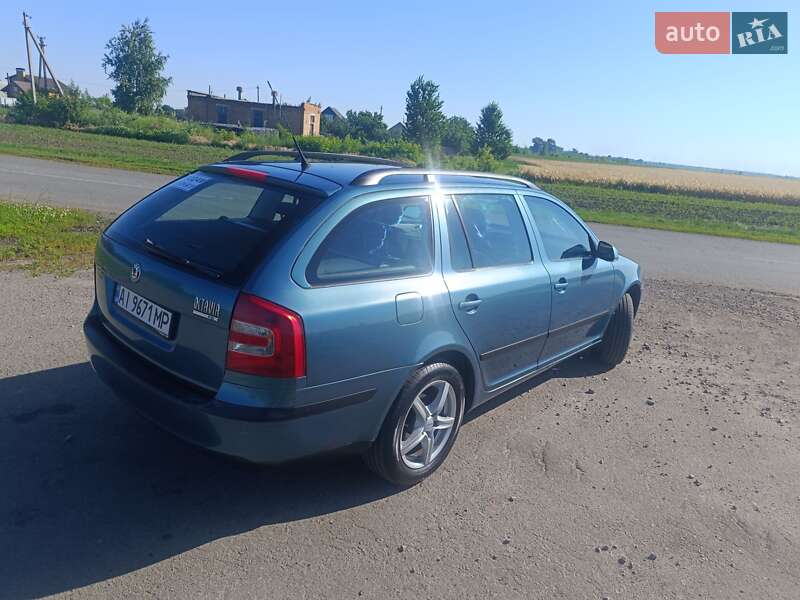 Универсал Skoda Octavia 2006 в Бобровице