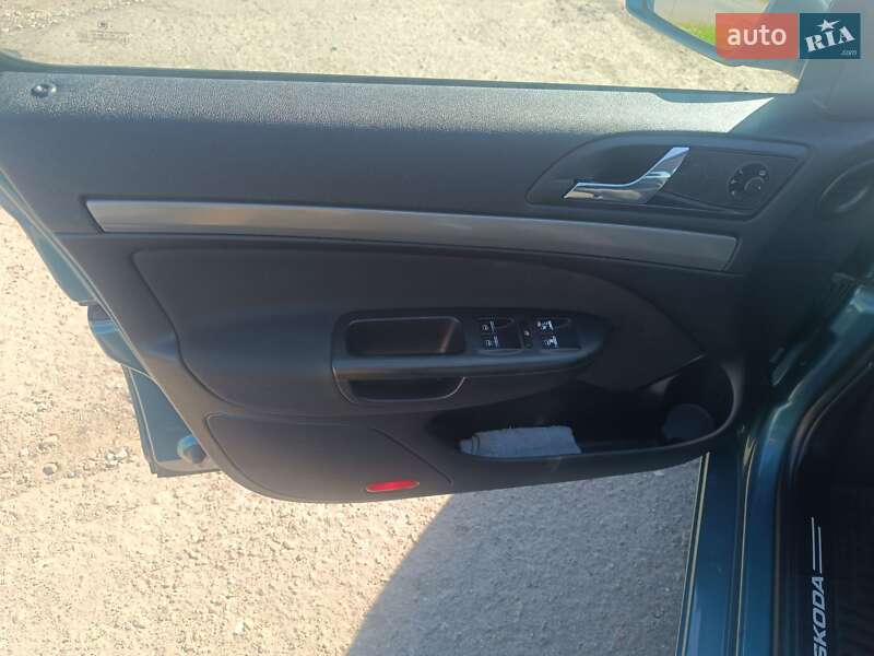 Универсал Skoda Octavia 2006 в Бобровице
