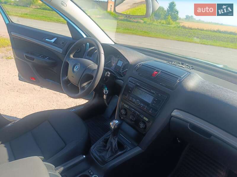 Универсал Skoda Octavia 2006 в Бобровице