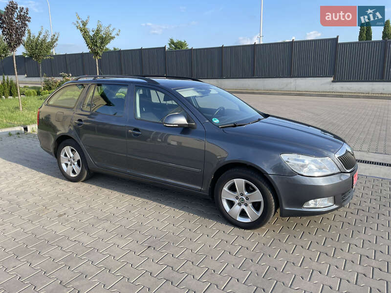 Универсал Skoda Octavia 2010 в Рожище
