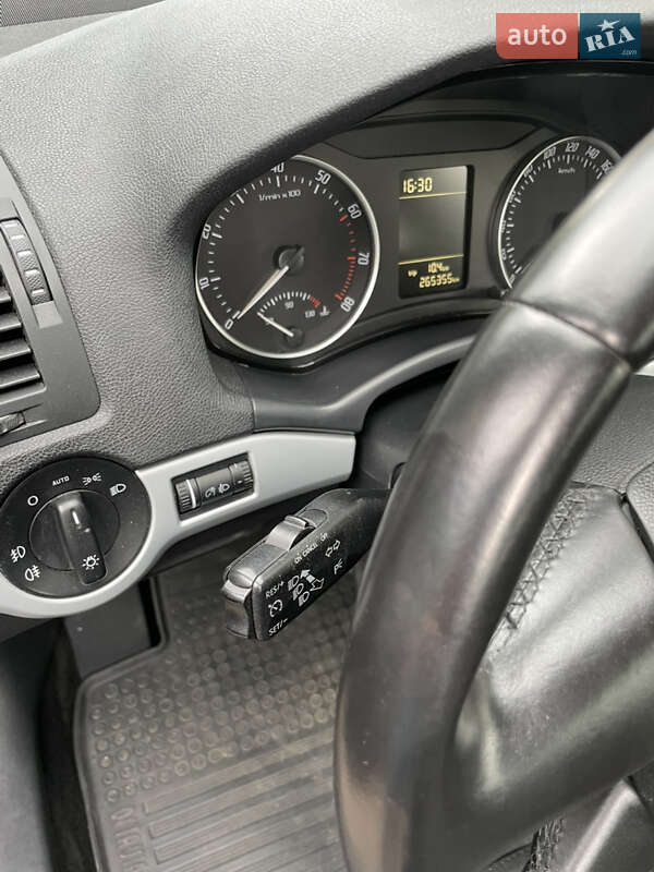 Универсал Skoda Octavia 2010 в Рожище