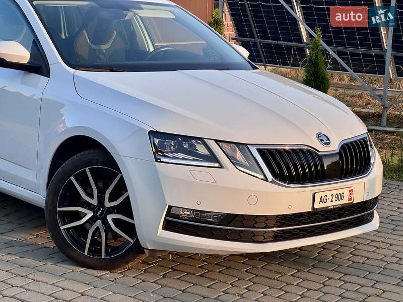 Универсал Skoda Octavia 2017 в Стрые