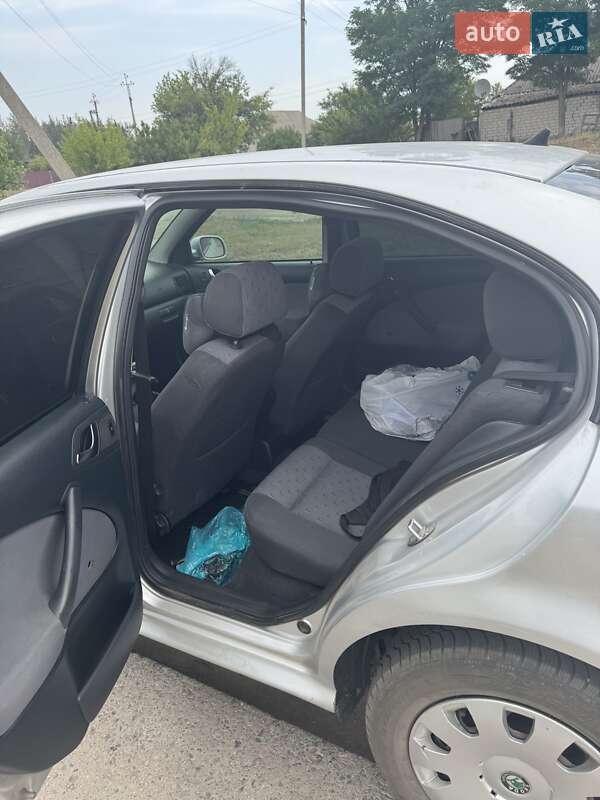 Лифтбек Skoda Octavia 2006 в Изюме
