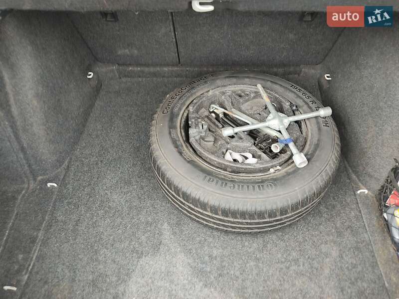 Лифтбек Skoda Octavia 2012 в Львове