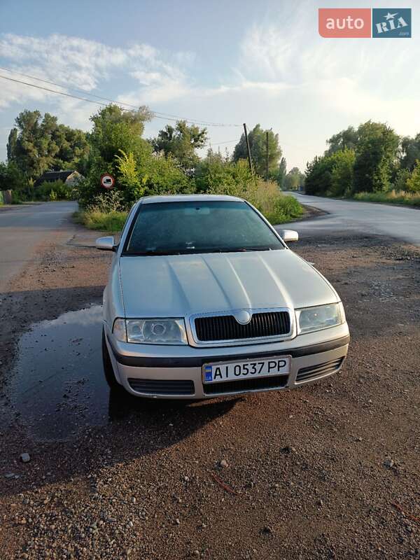 Лифтбек Skoda Octavia 2001 в Попельне