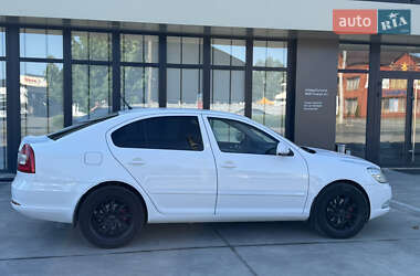 Лифтбек Skoda Octavia 2011 в 