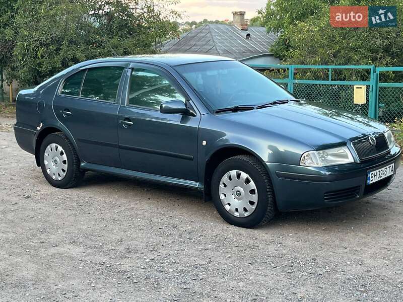 Лифтбек Skoda Octavia 2006 в 