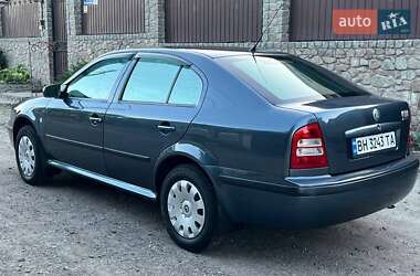 Лифтбек Skoda Octavia 2006 в 