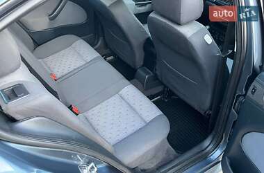 Лифтбек Skoda Octavia 2006 в 