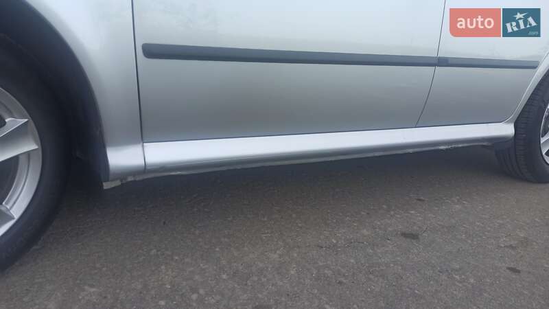 Лифтбек Skoda Octavia 2002 в Виннице