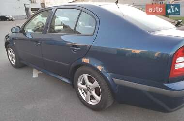 Лифтбек Skoda Octavia 2008 в 