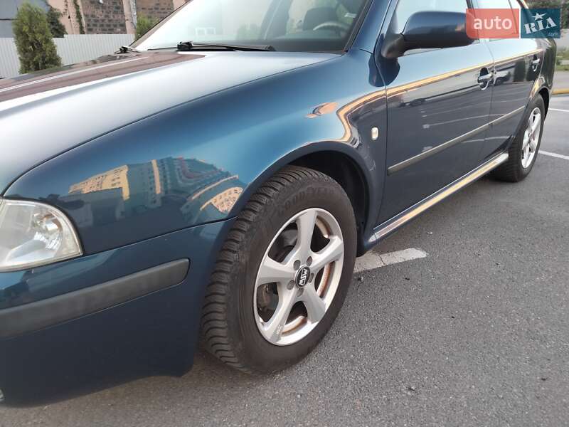 Лифтбек Skoda Octavia 2008 в Полтаве