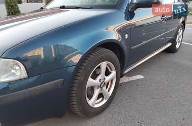Лифтбек Skoda Octavia 2008 в 