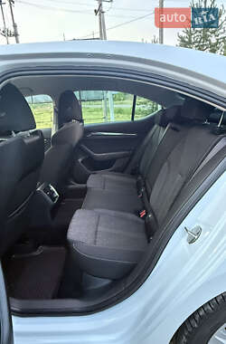 Лифтбек Skoda Octavia 2021 в 