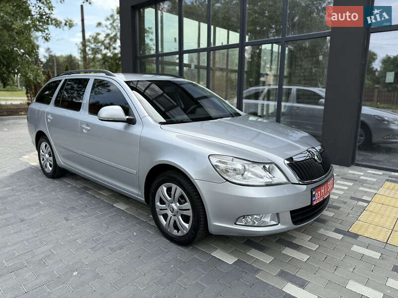 Универсал Skoda Octavia 2010 в Полтаве