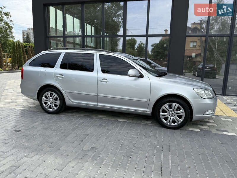 Универсал Skoda Octavia 2010 в Полтаве