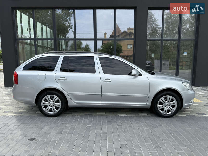 Универсал Skoda Octavia 2010 в Полтаве