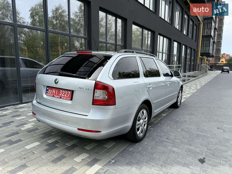 Универсал Skoda Octavia 2010 в Полтаве