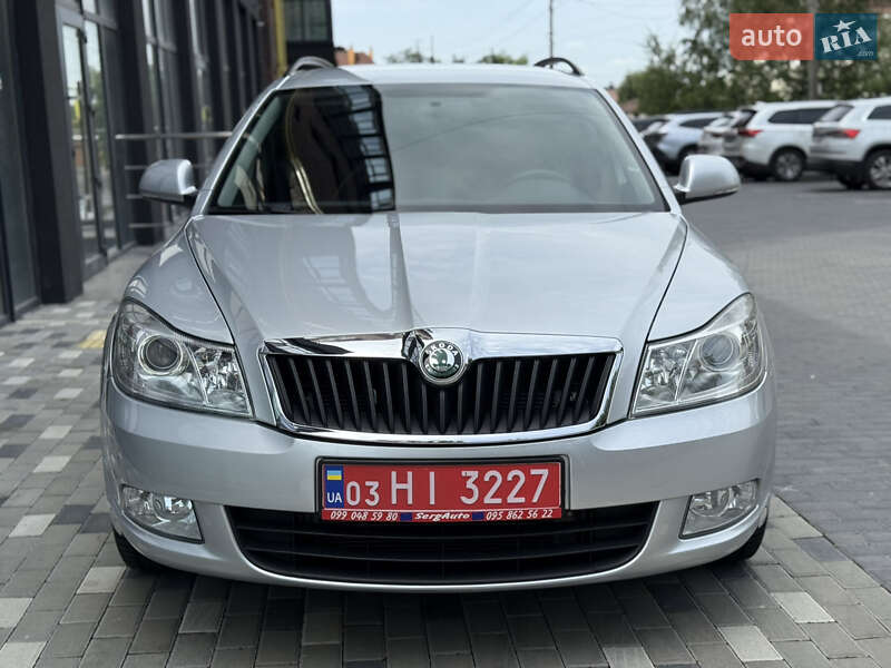 Универсал Skoda Octavia 2010 в Полтаве