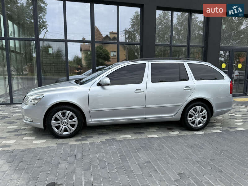 Универсал Skoda Octavia 2010 в Полтаве