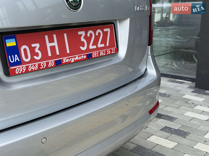 Универсал Skoda Octavia 2010 в Полтаве