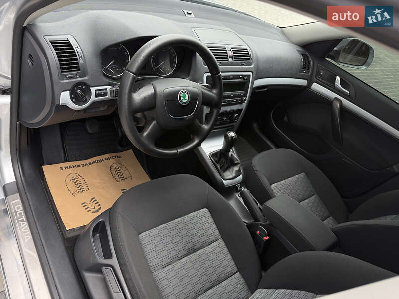 Универсал Skoda Octavia 2010 в Полтаве