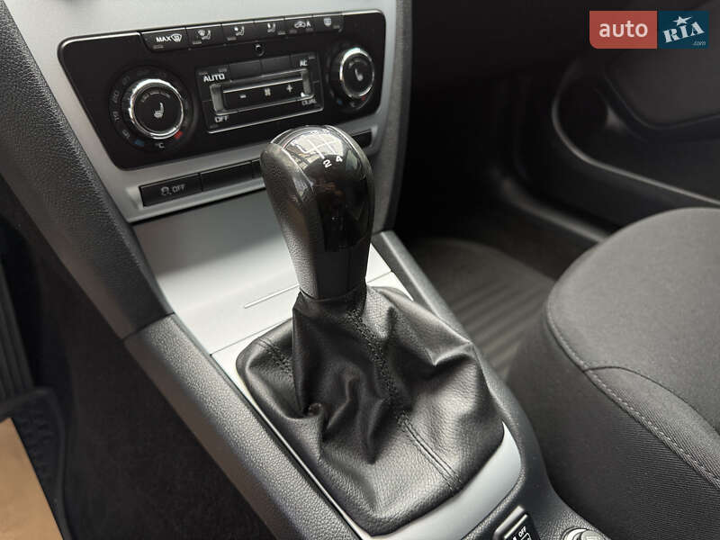 Универсал Skoda Octavia 2010 в Полтаве