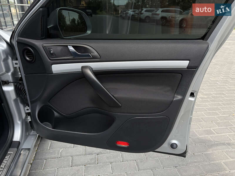 Универсал Skoda Octavia 2010 в Полтаве