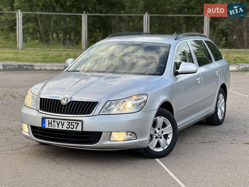 Универсал Skoda Octavia 2011 в 