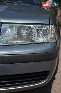 Лифтбек Skoda Octavia 2005 в 