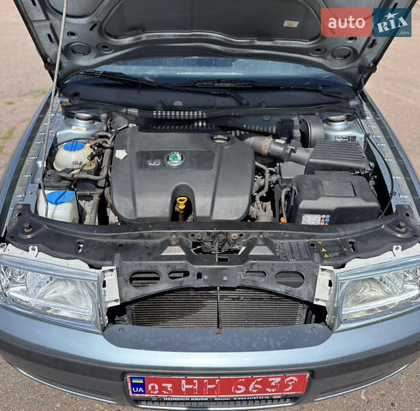Лифтбек Skoda Octavia 2005 в Чернигове