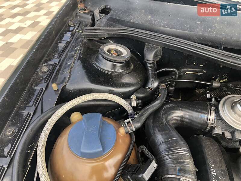 Лифтбек Skoda Octavia 2000 в Варве