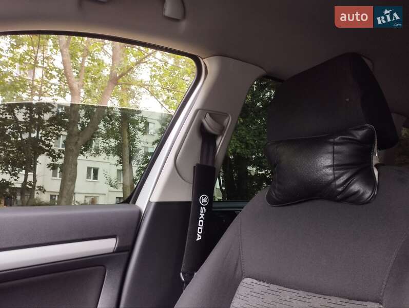 Универсал Skoda Octavia 2010 в Сумах