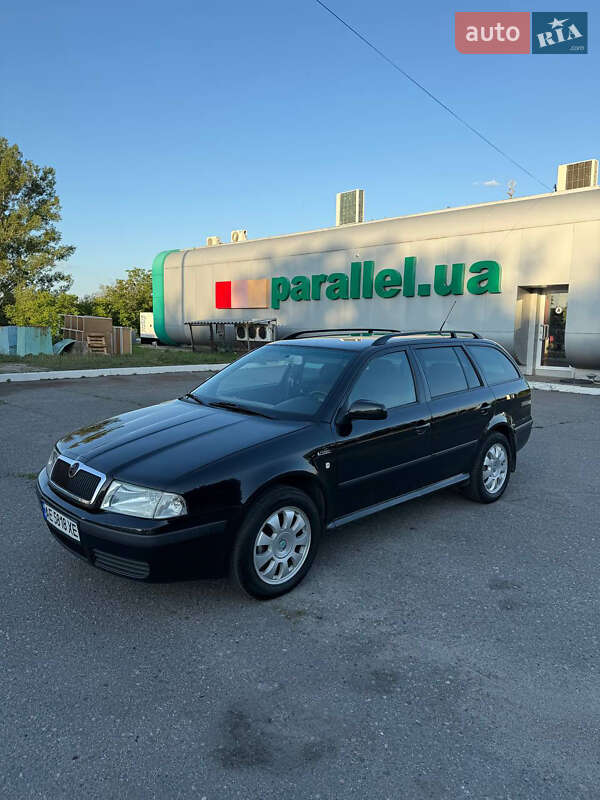 Универсал Skoda Octavia 2004 в Павлограде