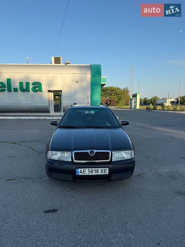 Универсал Skoda Octavia 2004 в Павлограде