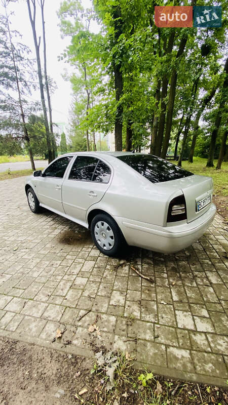 Лифтбек Skoda Octavia 2004 в Львове