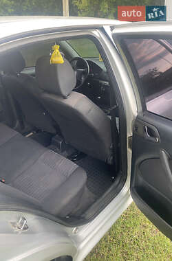 Лифтбек Skoda Octavia 2003 в 