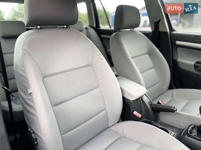 Универсал Skoda Octavia 2005 в Самборе