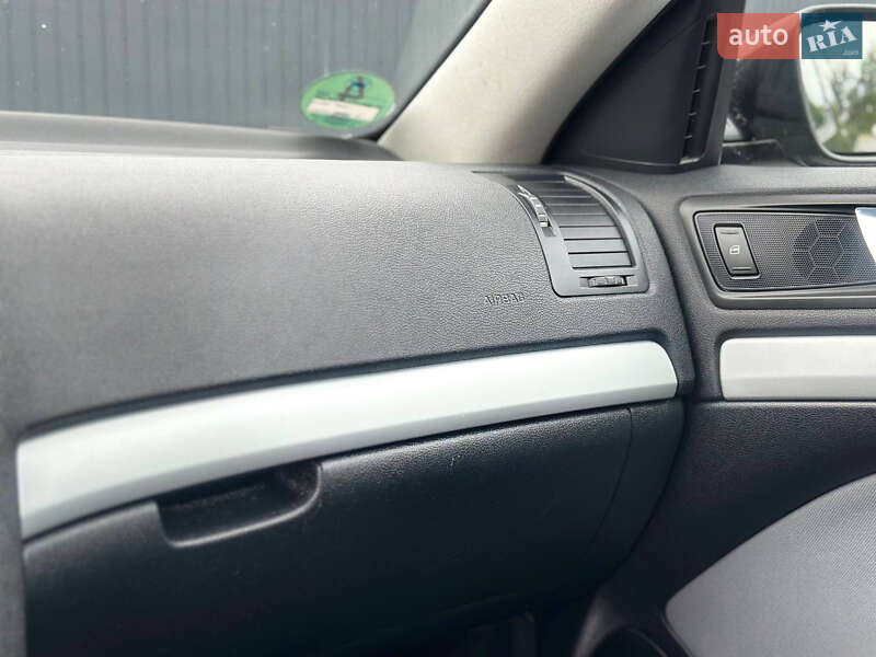 Универсал Skoda Octavia 2005 в Самборе