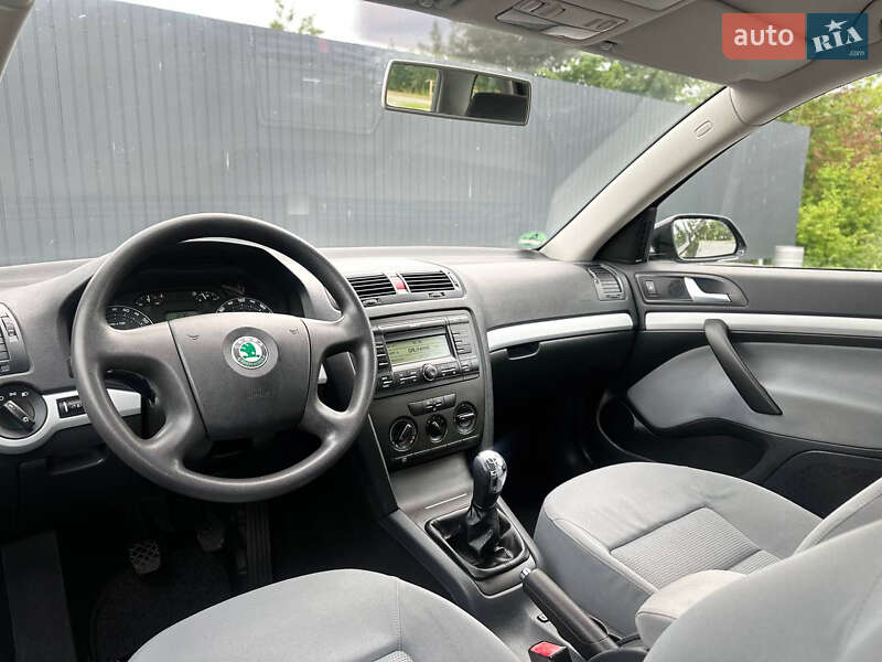 Универсал Skoda Octavia 2005 в Самборе