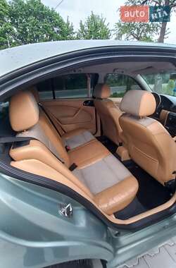 Лифтбек Skoda Octavia 2001 в 