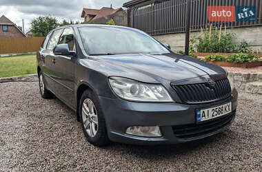 Универсал Skoda Octavia 2010 в 