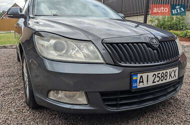 Универсал Skoda Octavia 2010 в 