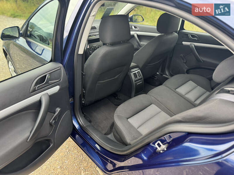 Лифтбек Skoda Octavia 2008 в Вижнице
