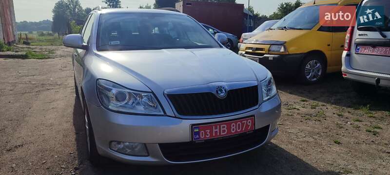 Универсал Skoda Octavia 2012 в Луцке