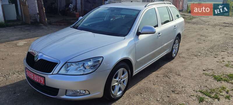 Универсал Skoda Octavia 2012 в Луцке
