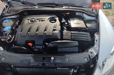 Універсал Skoda Octavia 2012 в 