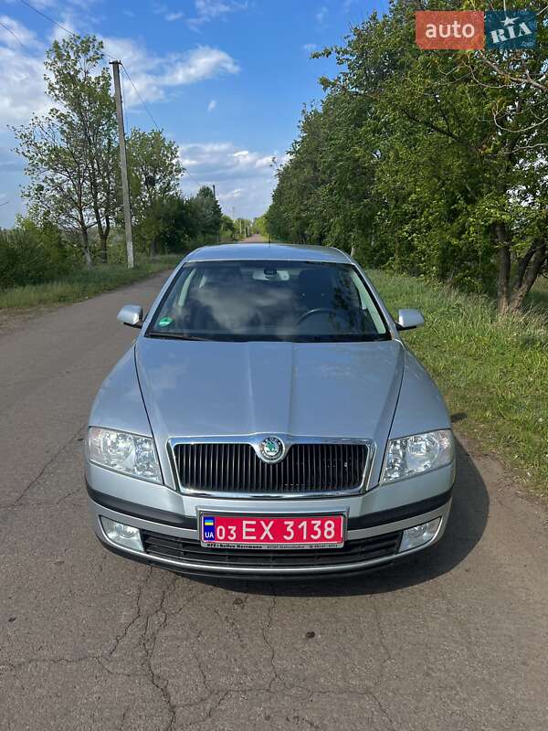 Лифтбек Skoda Octavia 2008 в Житомире